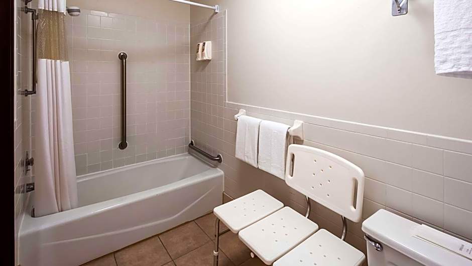 Best Western Maritime Inn