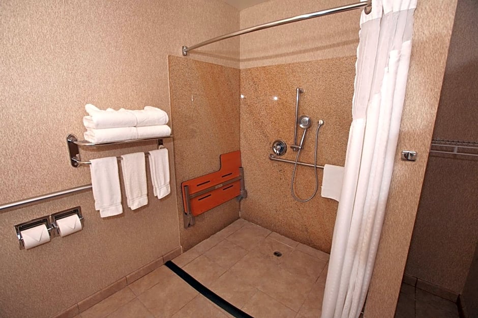 Holiday Inn Express San Diego South - Chula Vista, an IHG Hotel
