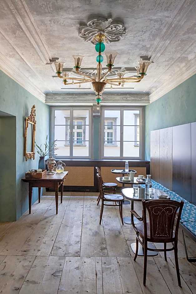 Goldenstern Townhouse