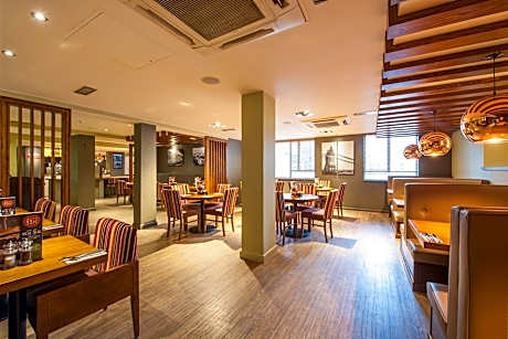 Premier Inn London Hammersmith - Ravenscourt Park