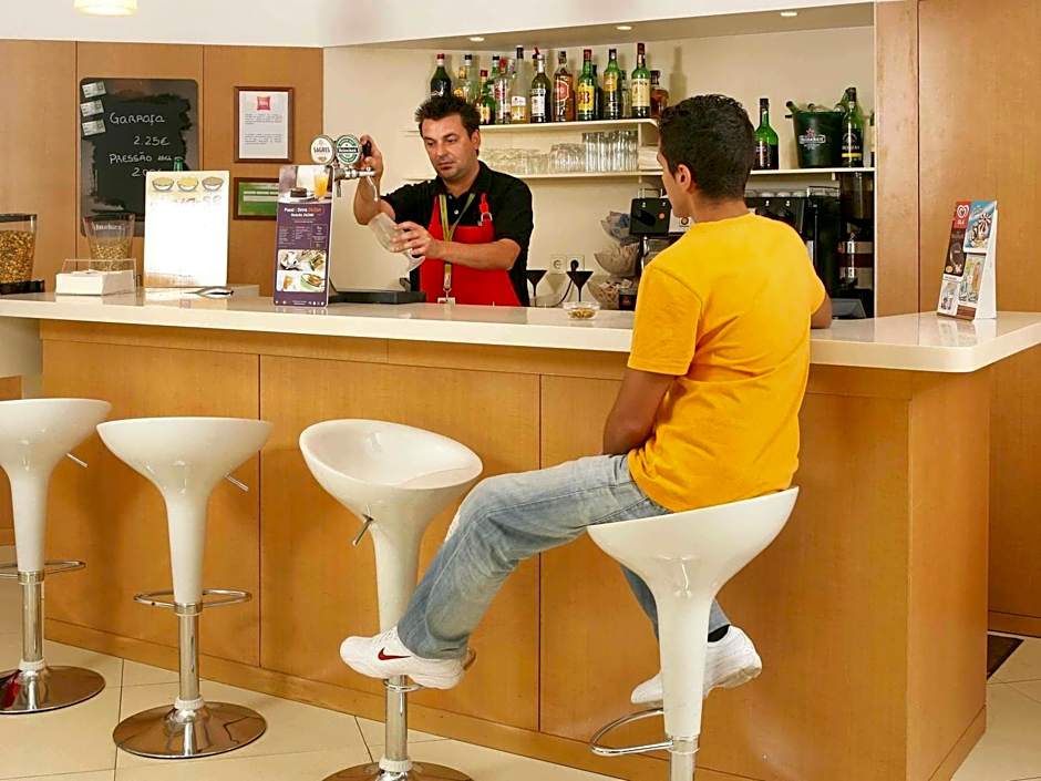 Hotel ibis Setubal