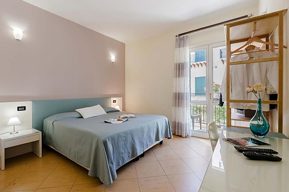 Cerri Hotel