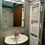 Dais Apartments