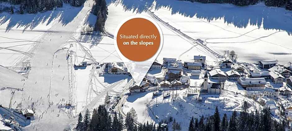 Post Alpina - Family Chalets Dolomites