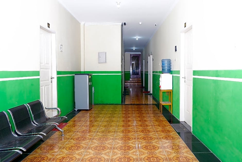 OYO 338 Guest House Omah Manahan Syariah