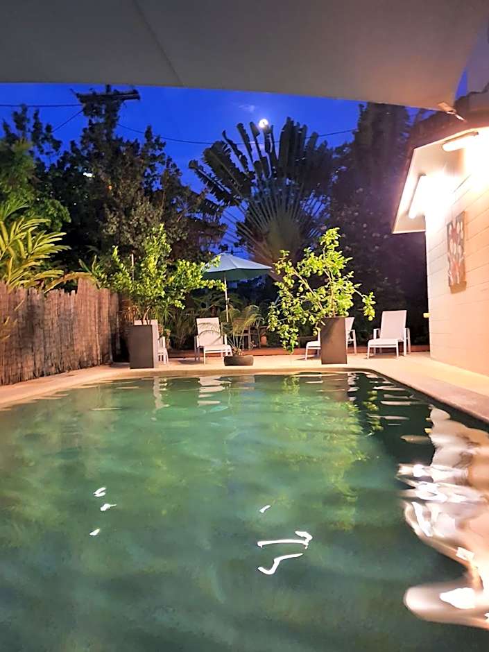 Clifton Sands Holiday Units