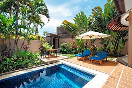 One Bedroom Pool Villa with Outdoor Living Room
