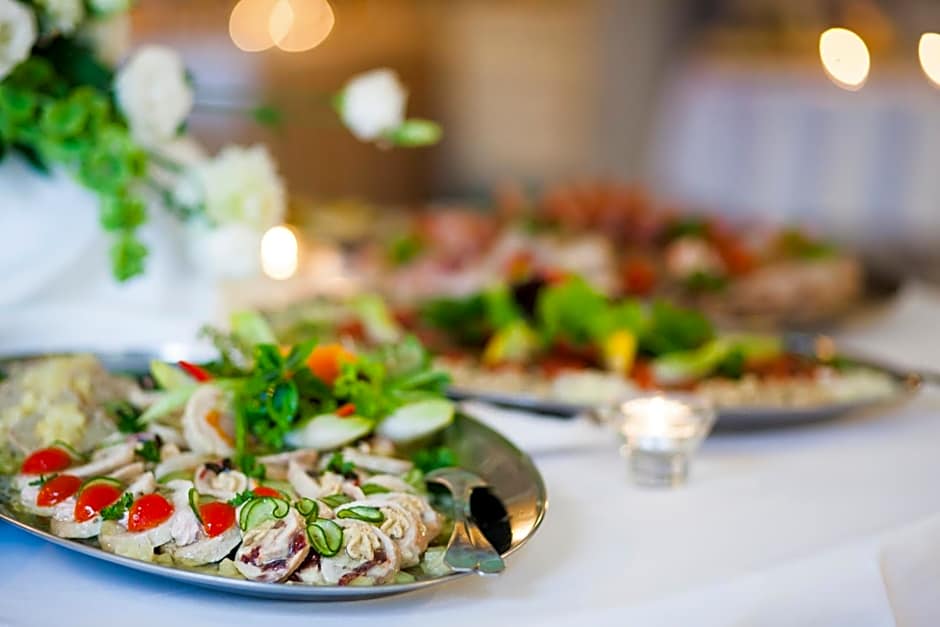 Villa Estera - Hotel & Restauracja