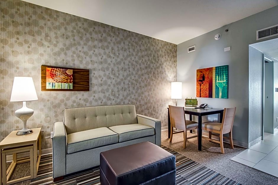 Home2 Suites by Hilton DFW Airport South/Irving