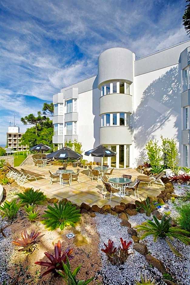 Fantástico Studio Royal Laje de Pedra MV (3022)