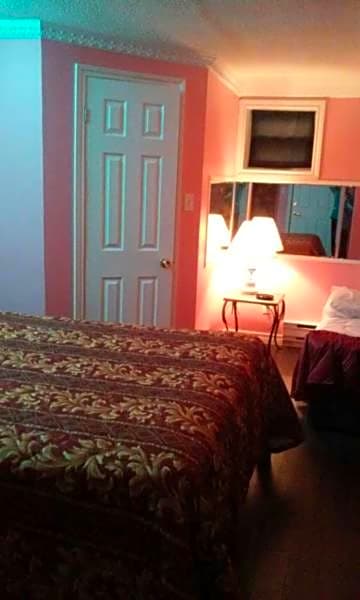 Leisure Motel
