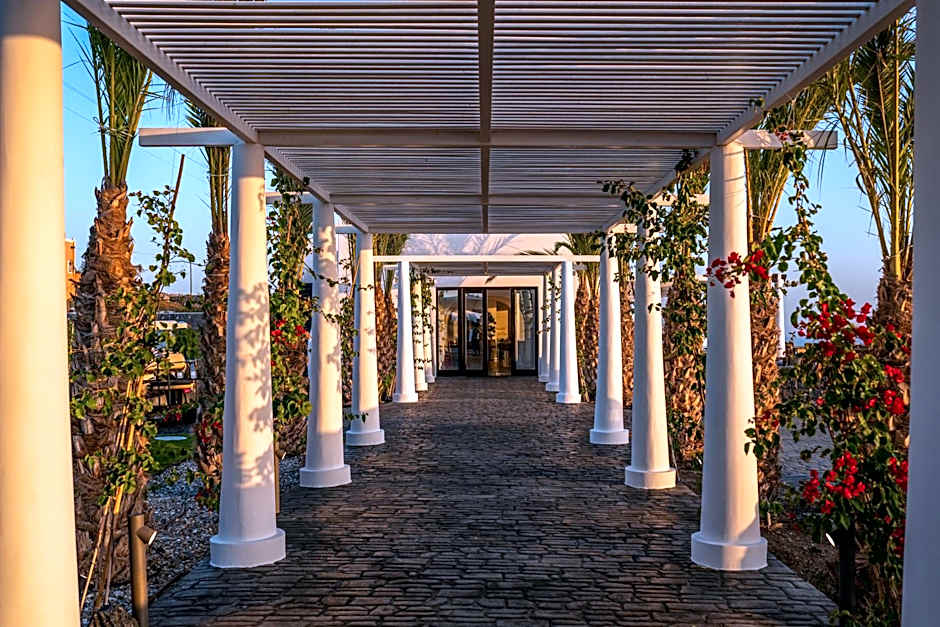 Cresanto Luxury Suites