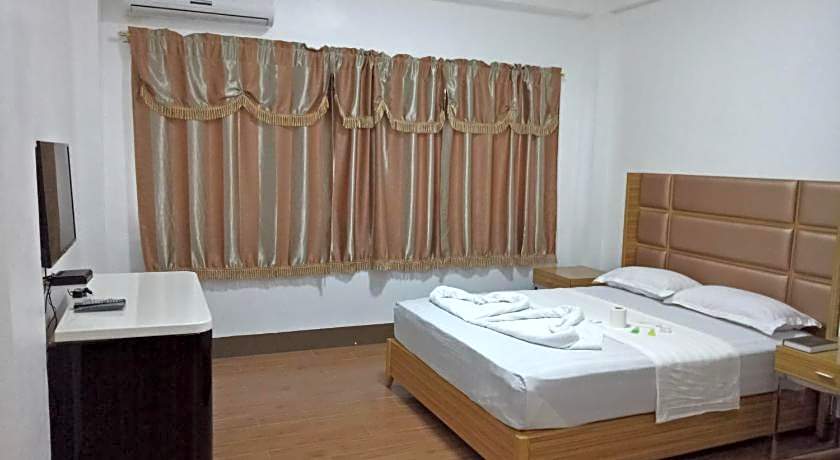 Meaco Royal Hotel Anilao