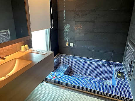 Superior Family Room