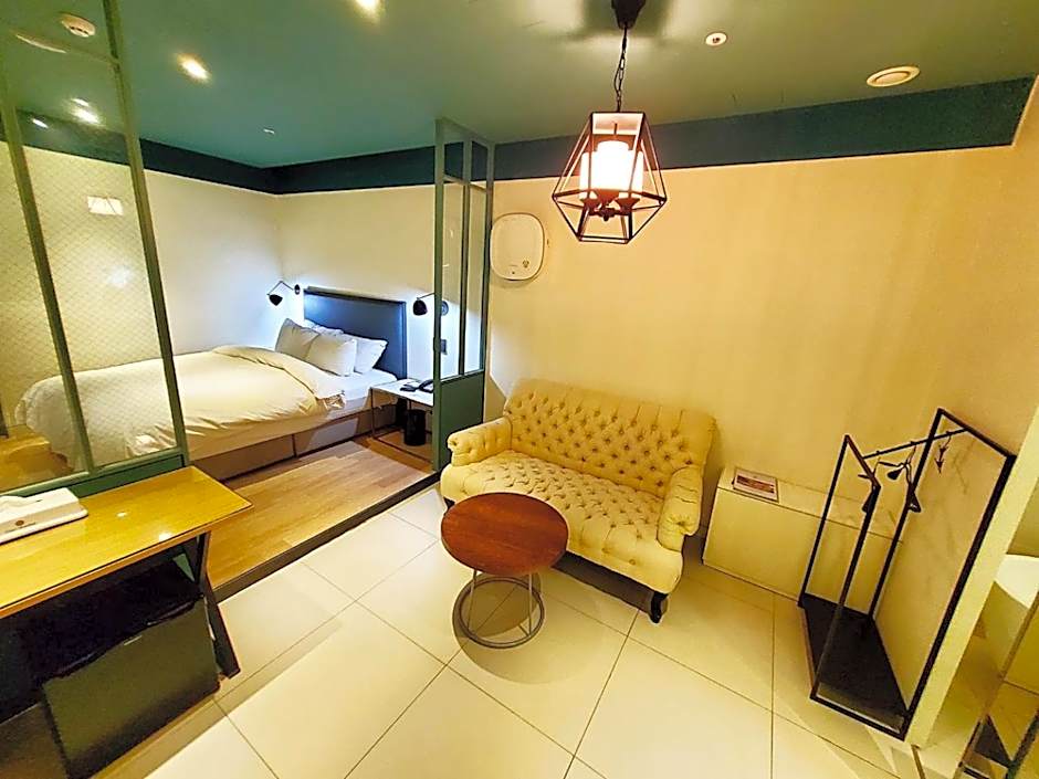 Le Stendal Hotel