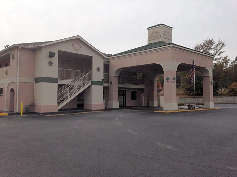 Country Hearth Inn & Suites Augusta