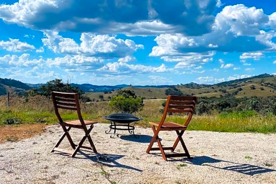 Amethyst - 1 Bed with Hot Tub - Kundalini Lodge