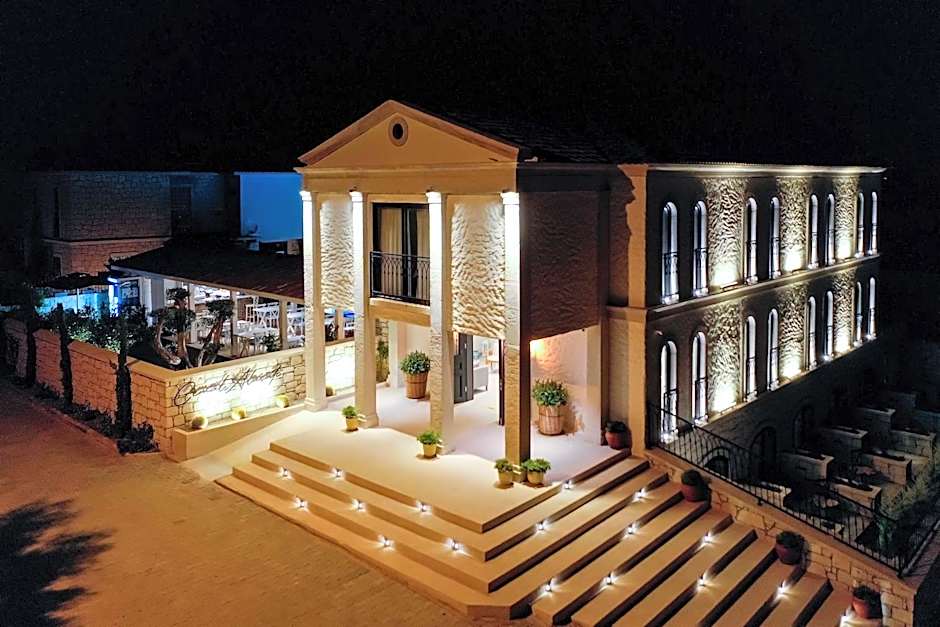 CEMAL ALACATI BUTIK HOTEL