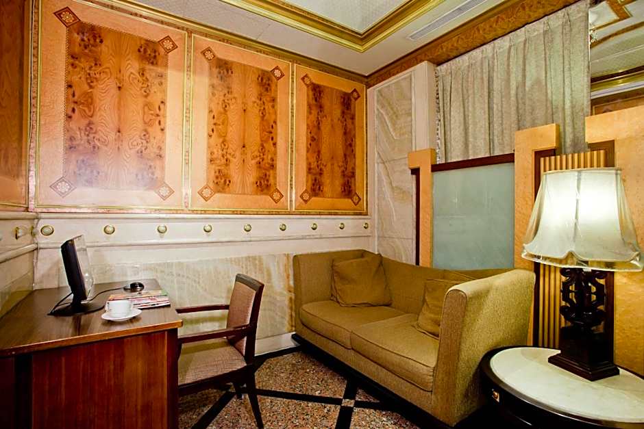 Charming City Hotel Sungshan