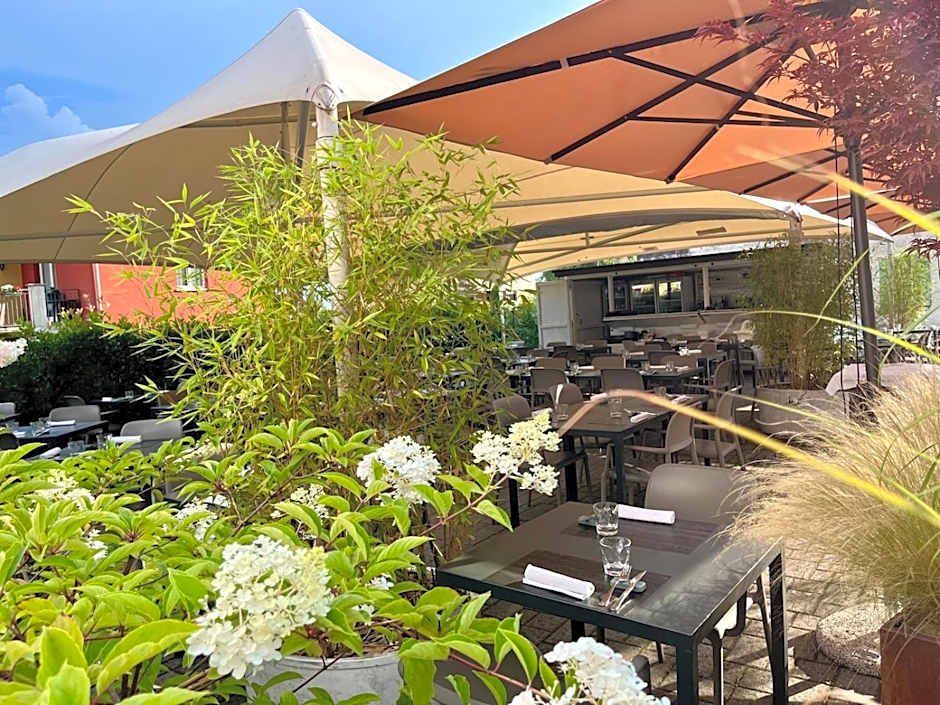 Spluga "Relax & Apartaments" by Alfio Colombo