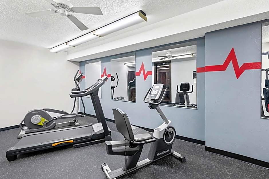 SureStay Plus Hotel by Best Western Lubbock Medical Center