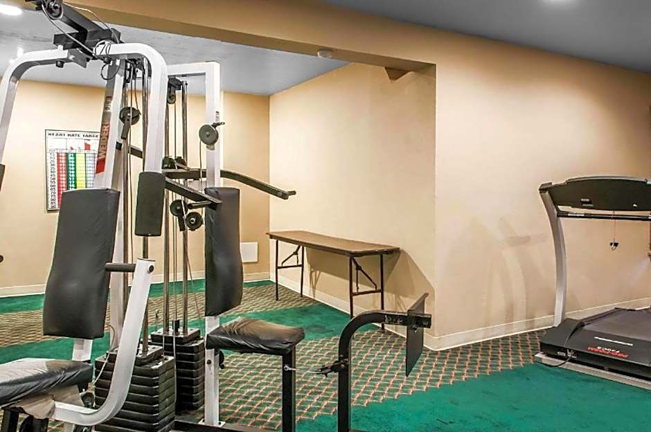Suburban Studios East – Albuquerque, NM