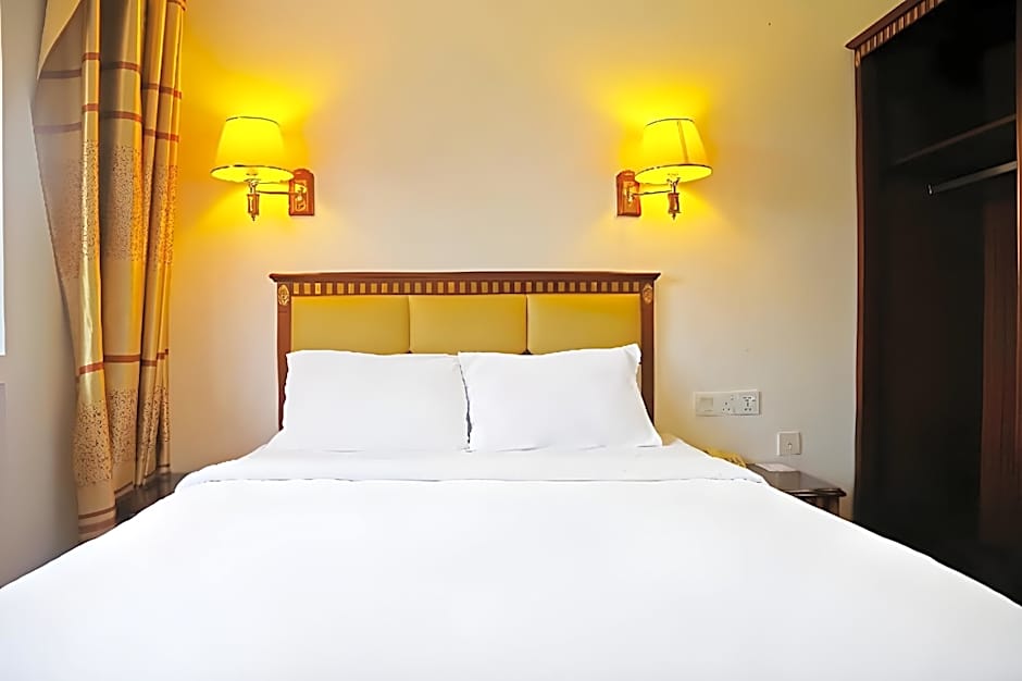 Borneo Suites Hotel