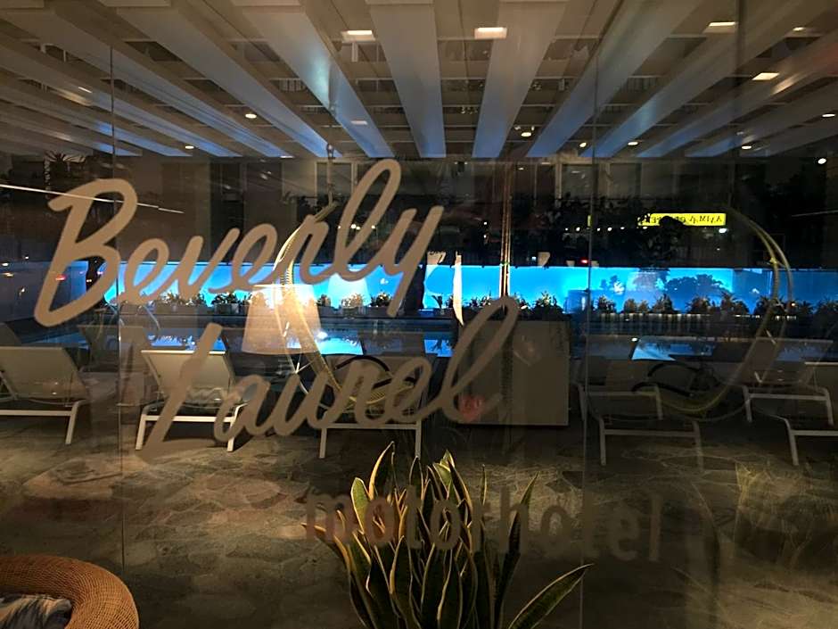 Beverly Laurel Motor Hotel