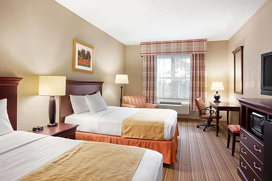 Country Inn & Suites by Radisson, Ithaca, NY