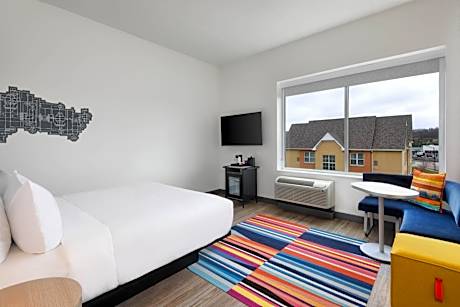 Larger Guest room, 1 King