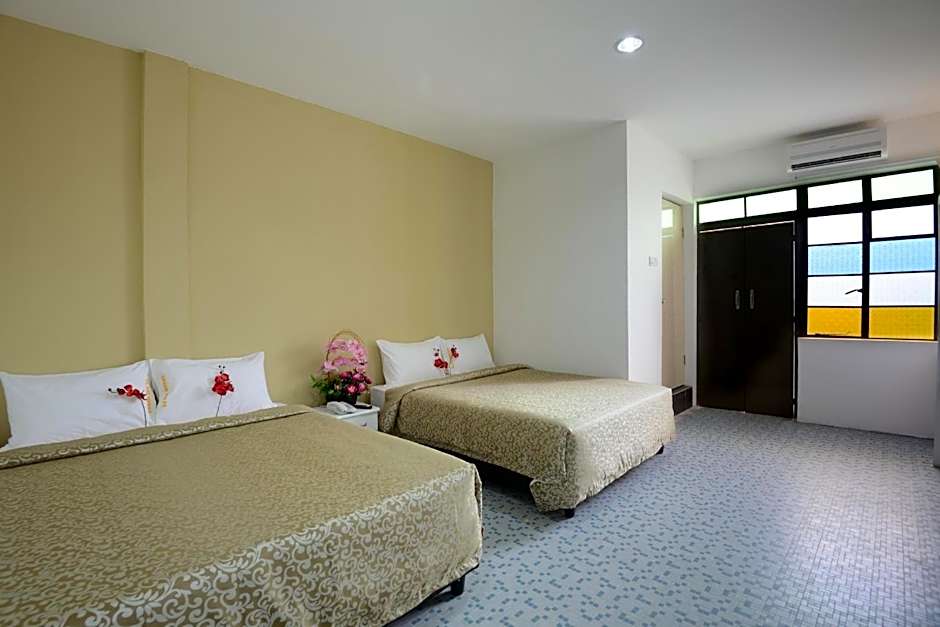 Swing & Pillows @ Grand Inn George Town Penang