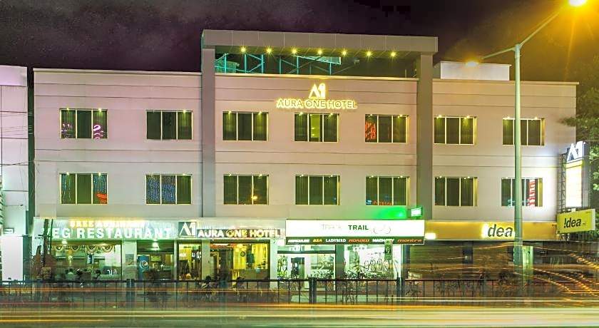 Aura One Hotel