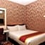 Golden Valley Hotel