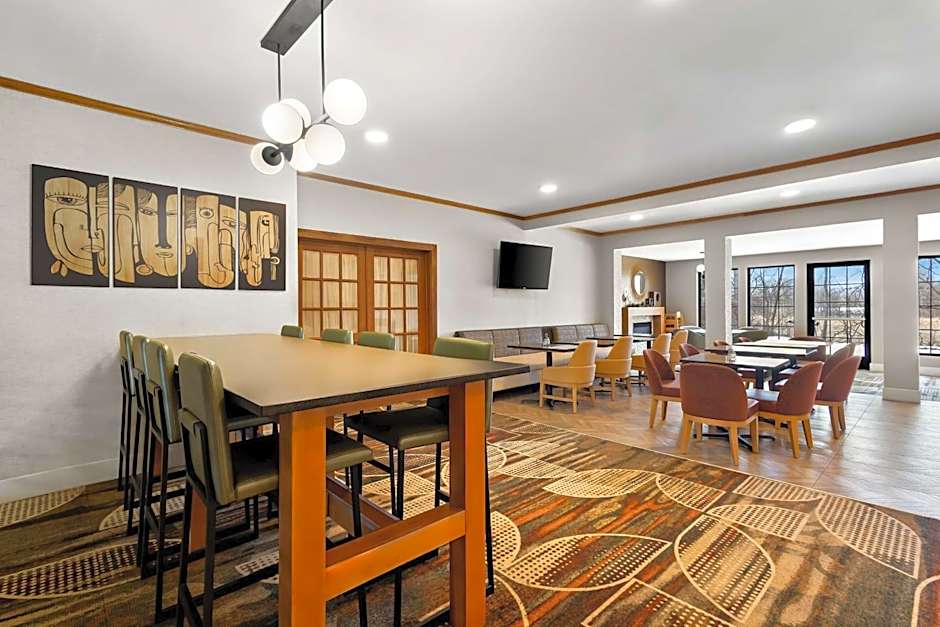 Best Western Fremont/Angola I-80/90 Toll Road