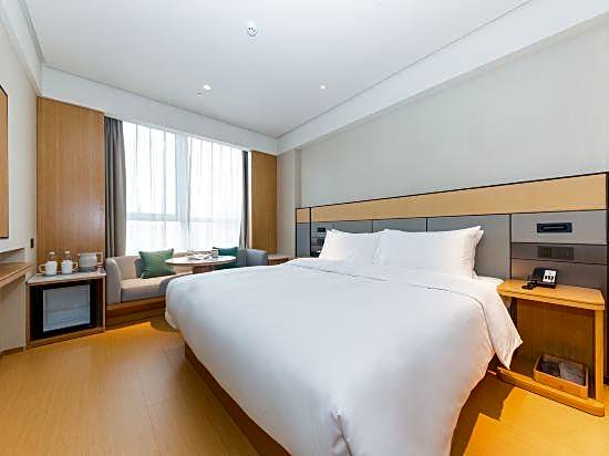 Ji Hotel (Ningbo Zhongti Sports Center)
