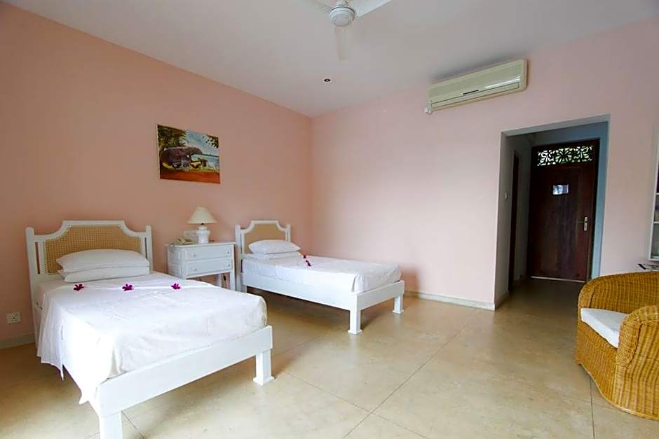 Waterside Bentota Hotel