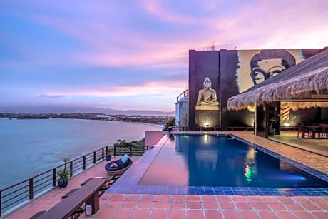 Den Pasar Boracay Luxury Villa