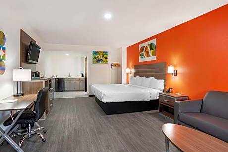 King Room with Sofa Bed - Non-Smoking