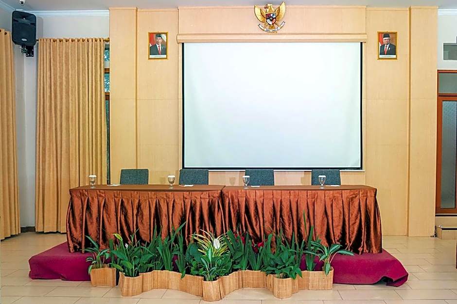 Ahadiat Hotel & Bungalow