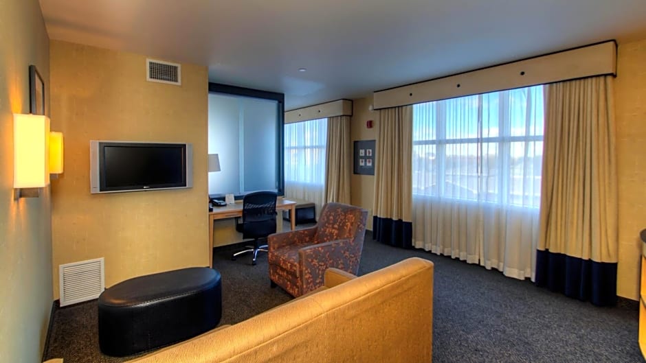 Holiday Inn Boise Airport, an IHG Hotel