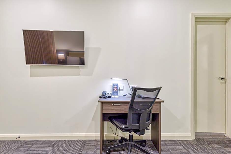 Best Western Airport Motel And Convention Centre