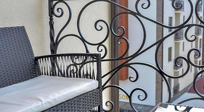 All Seasons Residence