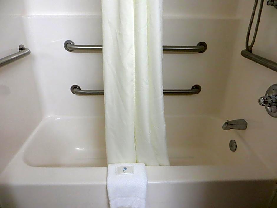 Patti's Inn and Suites