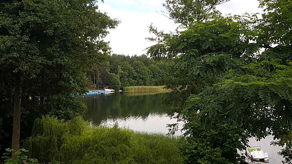 Domek letniskowy nad jeziorem w Stęszewku