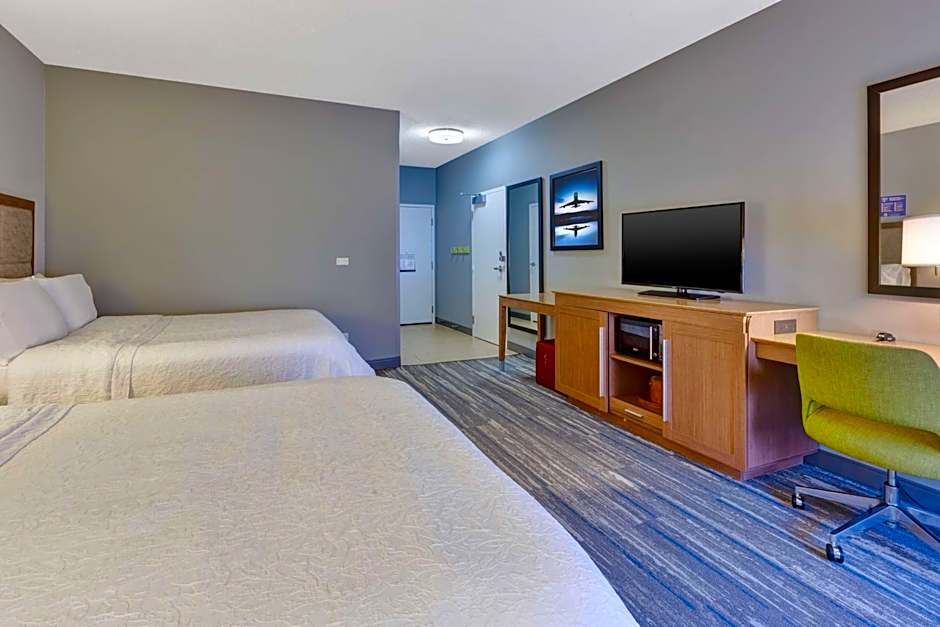 Hampton Inn By Hilton Cincinnati Airport-North