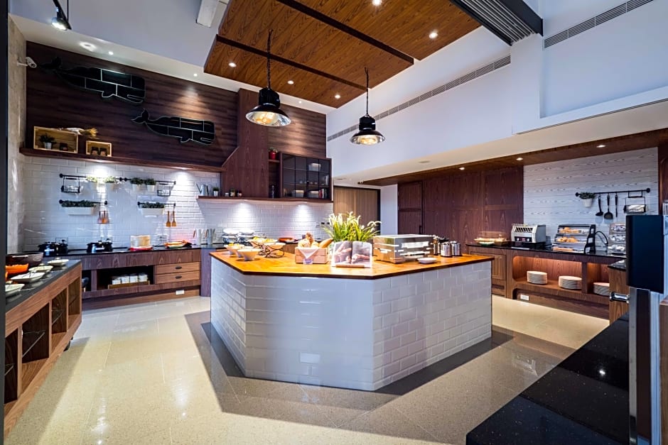 Watermark Hotel - Kaohsiung Main Station