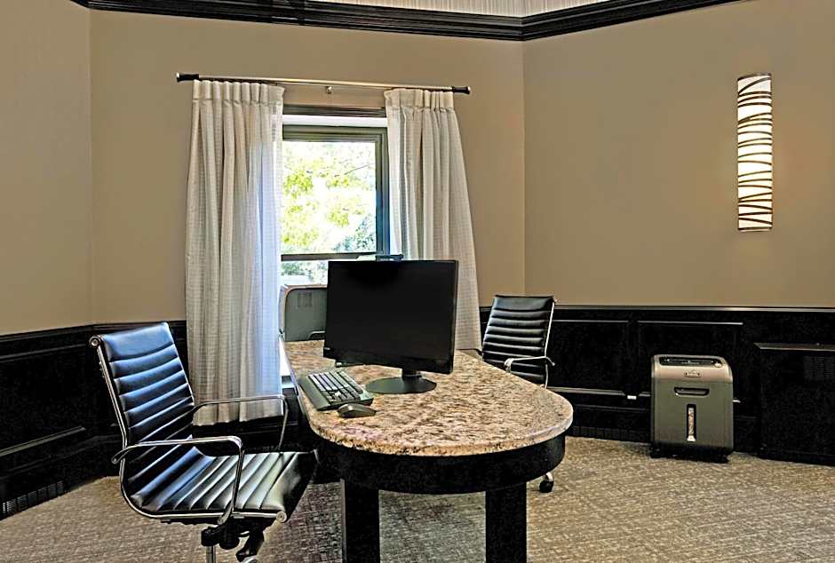 Homewood Suites By Hilton Lincolnshire