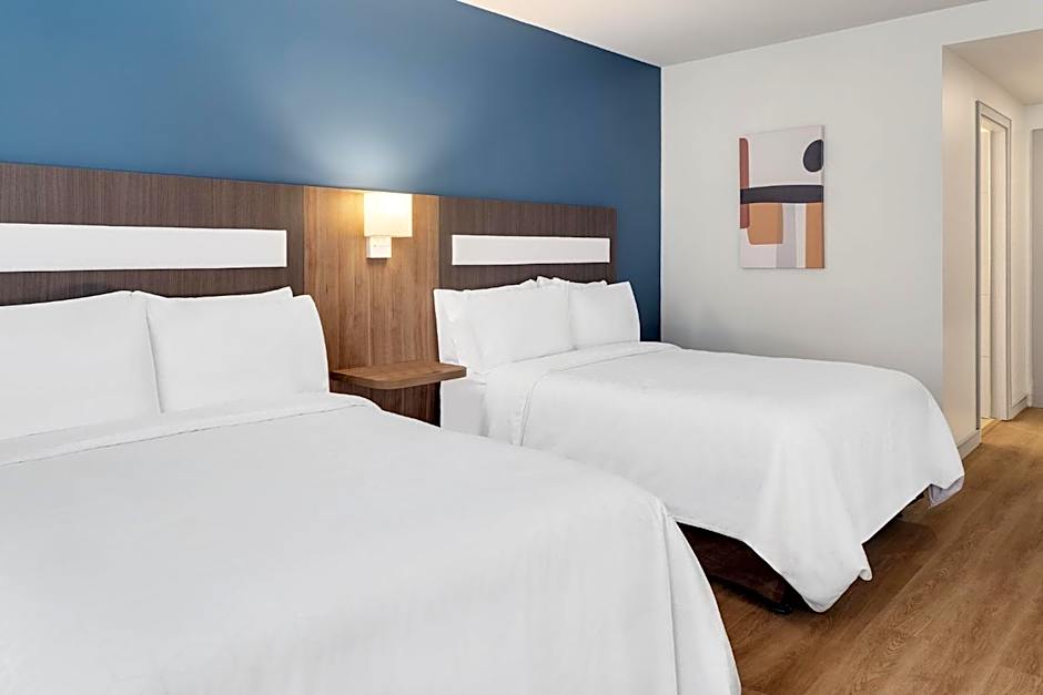 Holiday Inn Express San Jose Forum By IHG