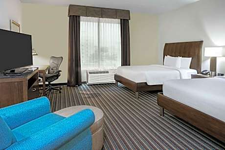 Queen Room with Two Queen Beds - Hearing Access