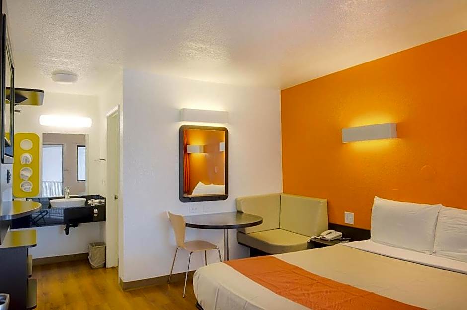 Motel 6-Camarillo, CA